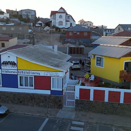 Wildhorses B&B And Self Catering Lüderitz エクステリア 写真